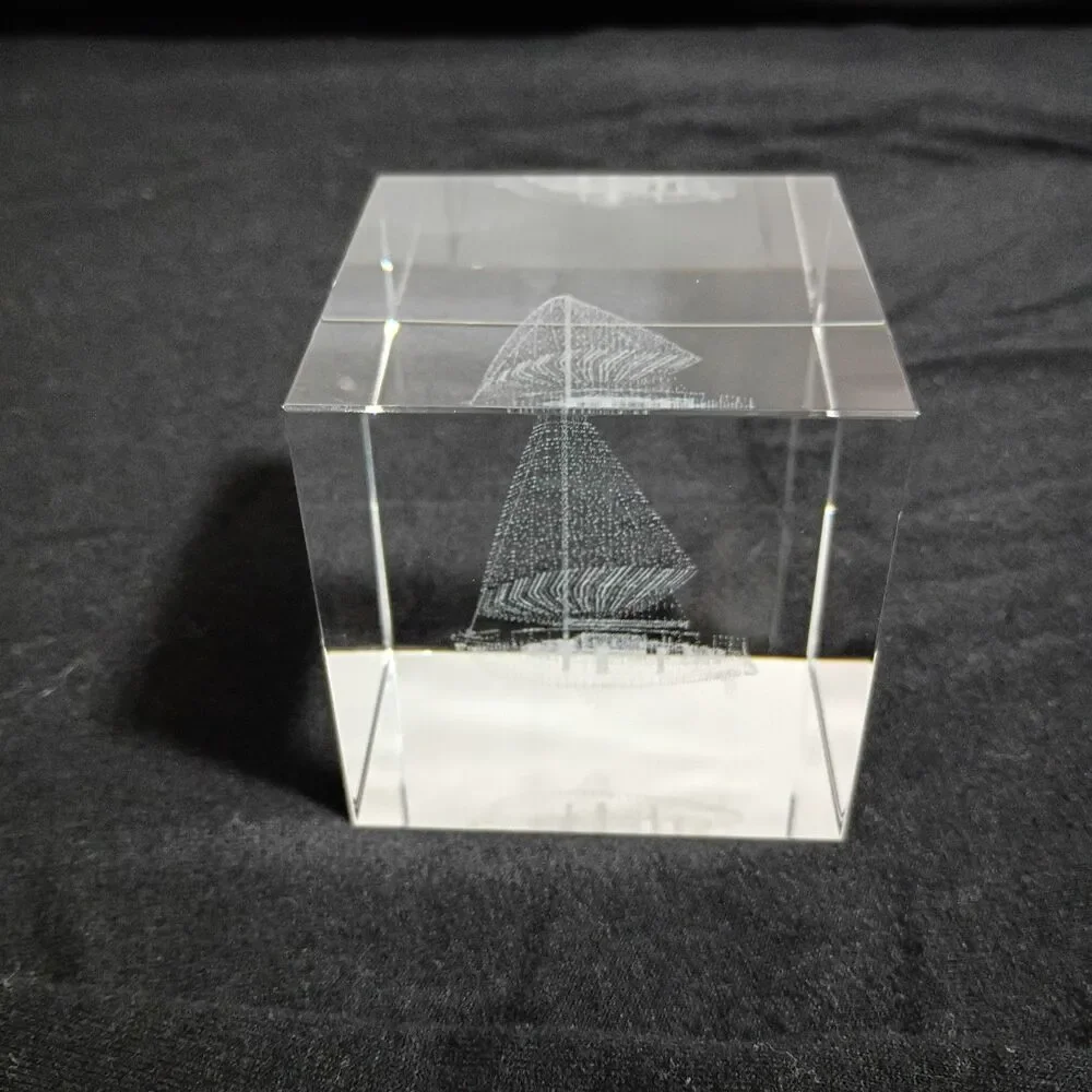 N/A crystal cube
